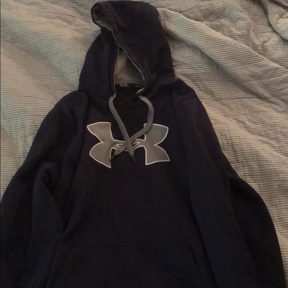 Under Armour Sweatshirt